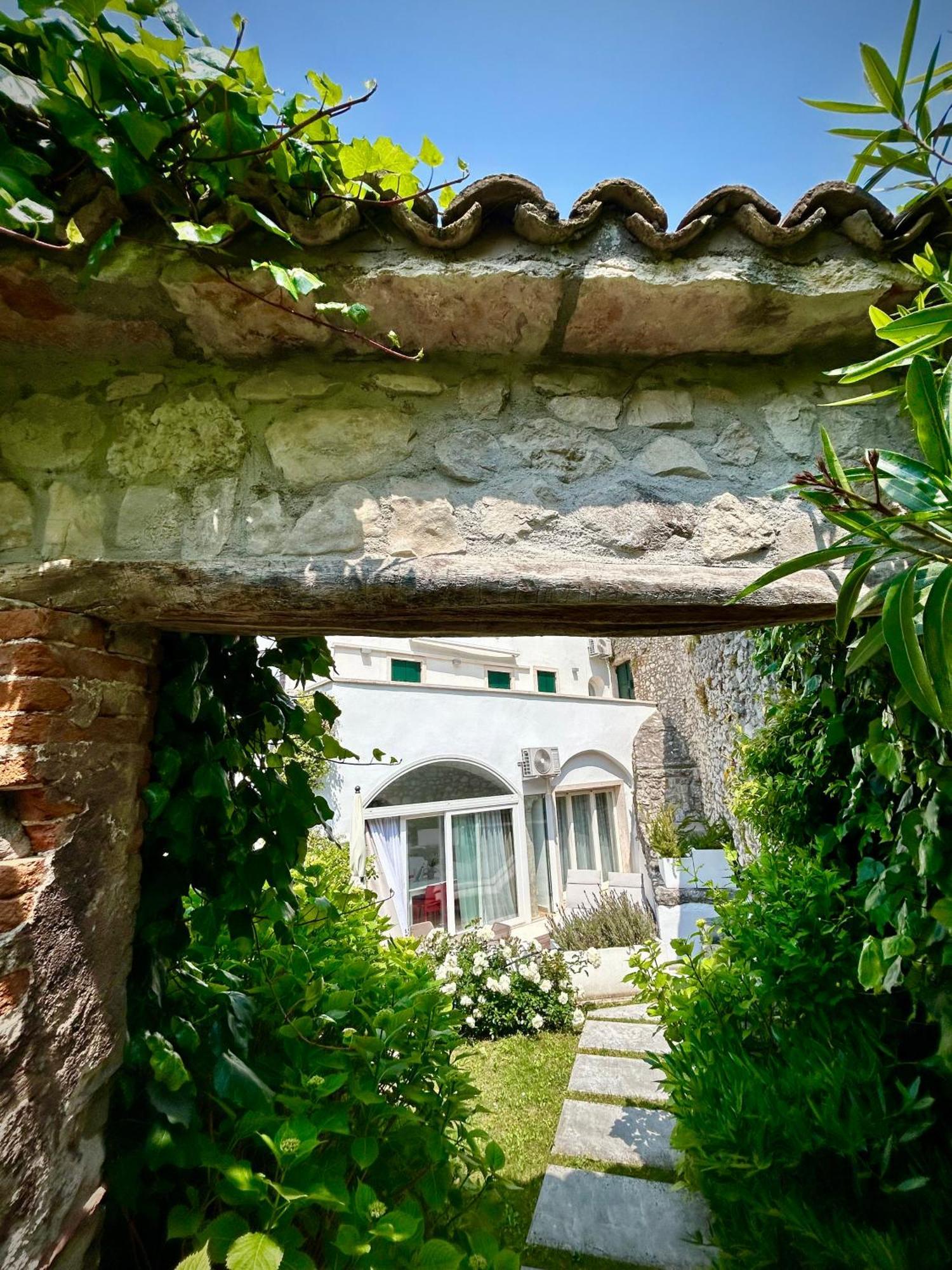 Villa Borgo Borago Brenzone sul Garda Cameră foto